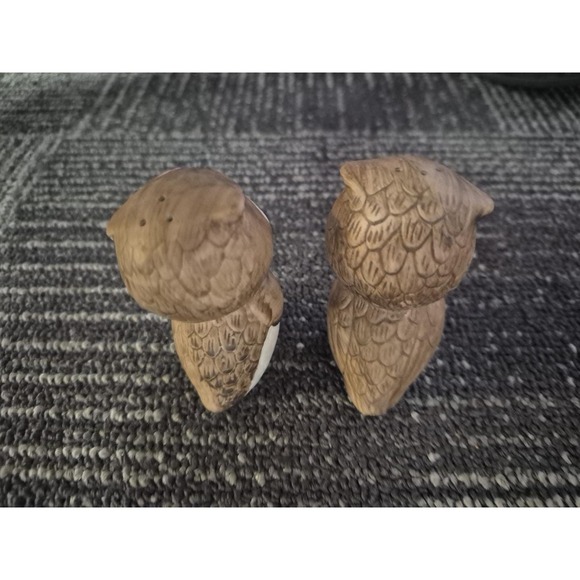 Sweet set of Owl salt and pepper shakers Vtg 2.75" H1 - Picture 3 of 5